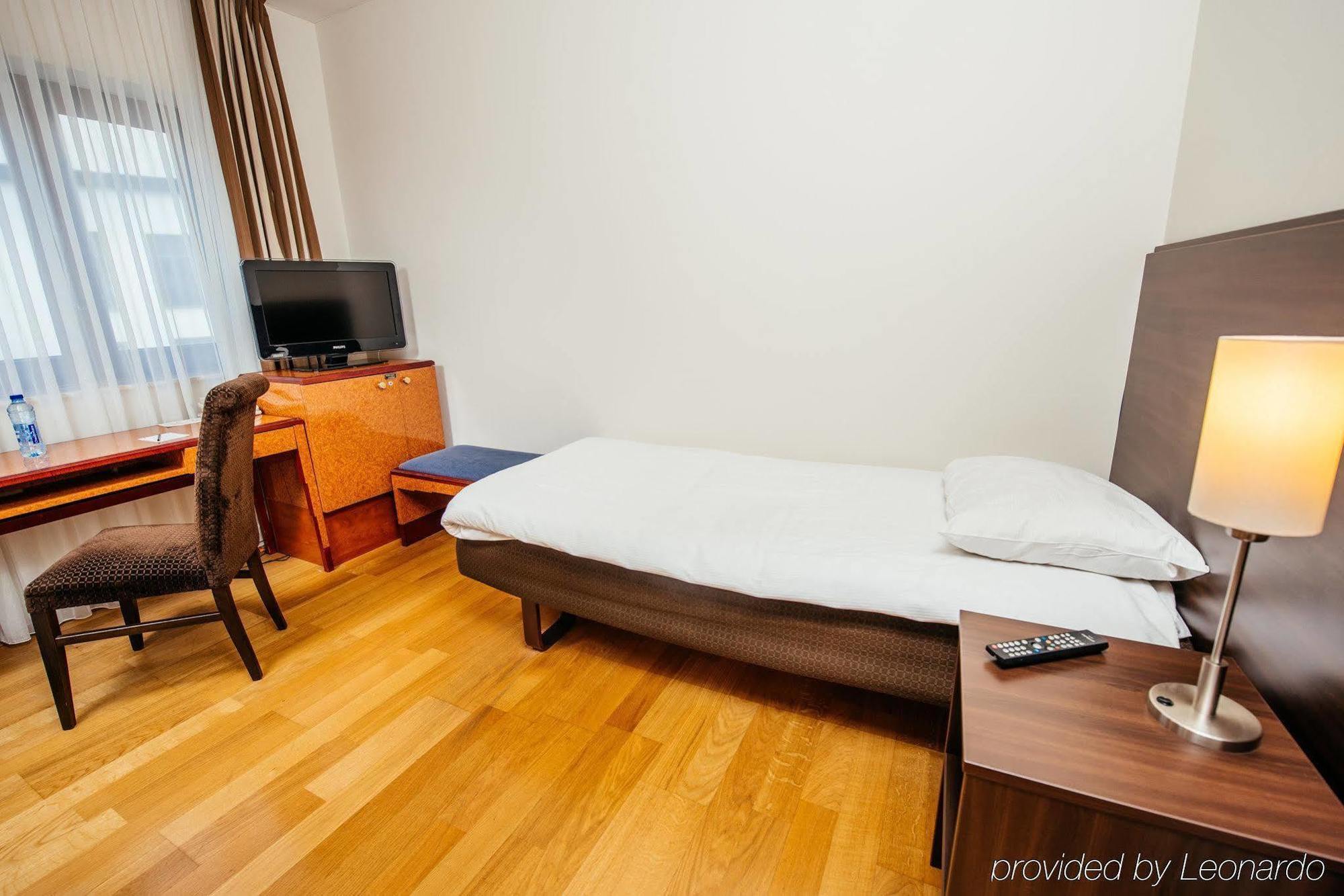 Numa Royal Galleries Aparthotel 4*